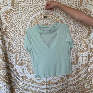 AEROPOSTALE cropped choker T-shirt